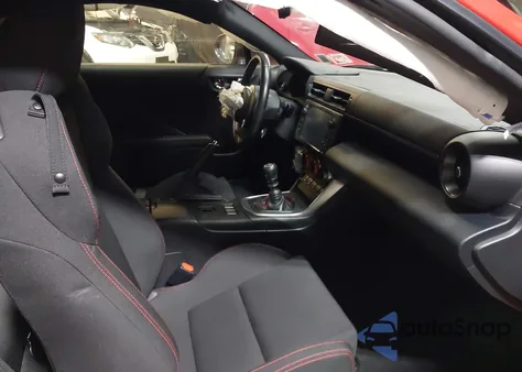 2023 Subaru Brz Premium z USA, uszkodzony, nr VIN JF1ZDBB11P9702322